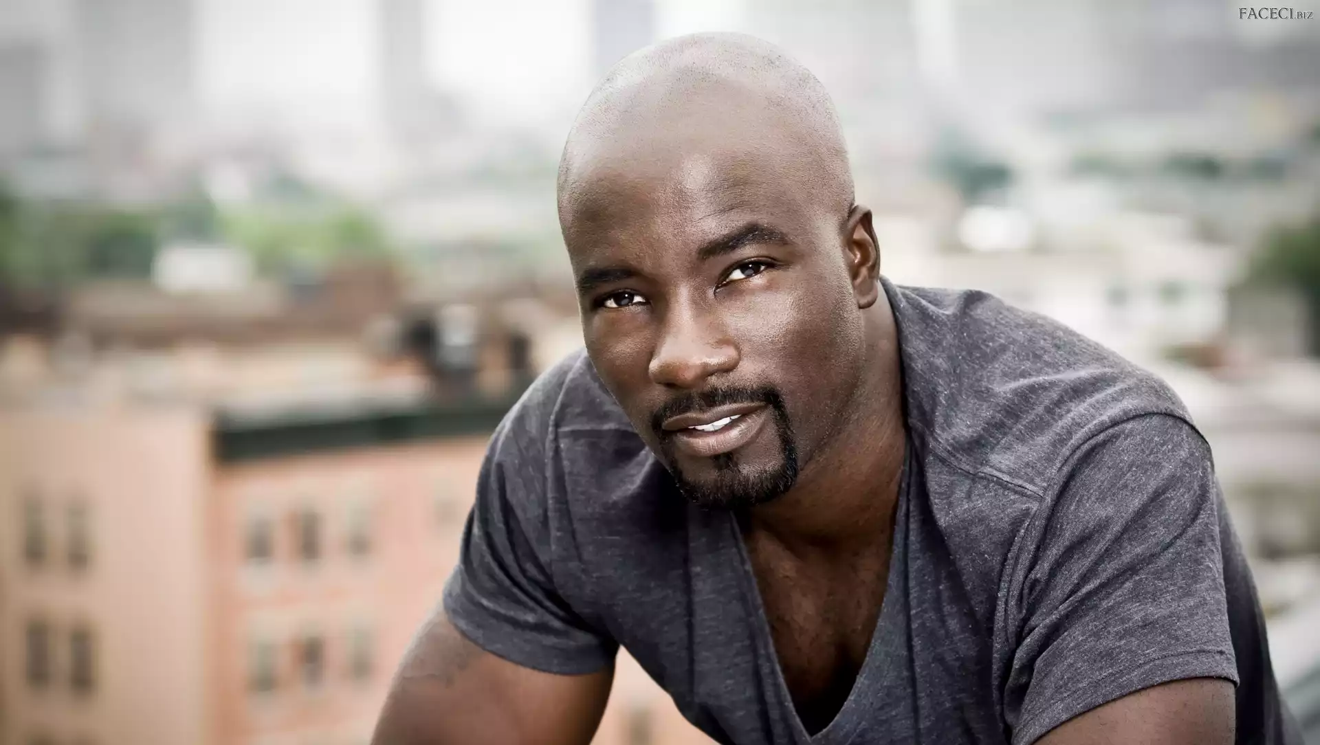 Mężczyzna, Aktor, Mike Colter